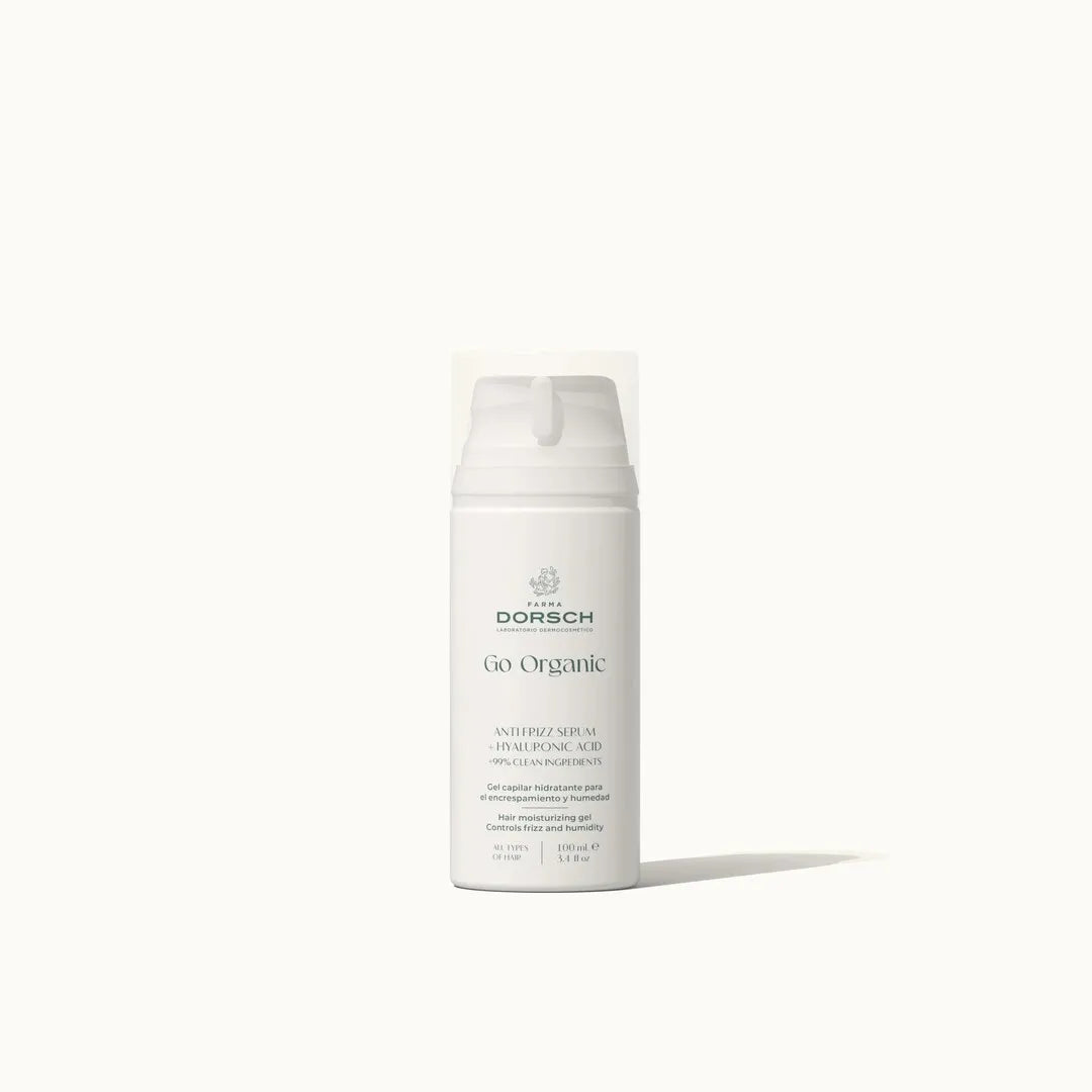 Producto de antifrizz serum de Farma Dorsch sobre un fondo blanco