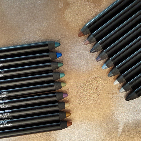 MINERAL EYE LINER