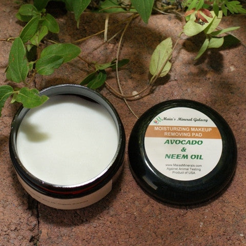 MOISTURIZING MAKEUP REMOVER PADS - AVOCADO & NEEM OILS