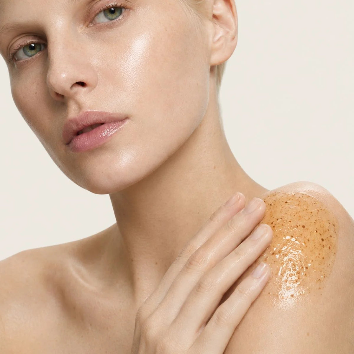 Pack Efecto Bronceado BB BODY BRONZING + DERMOPEEL
