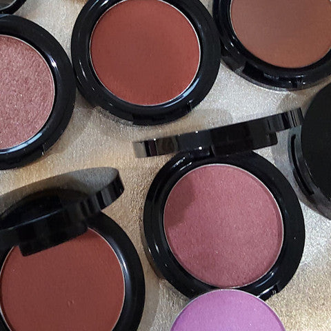PRESSED BLUSH