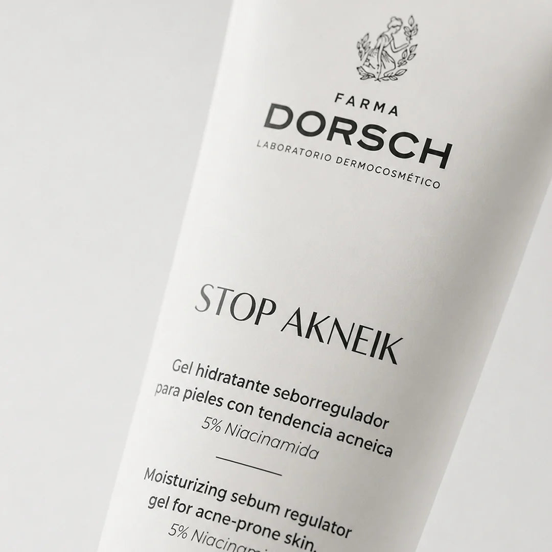 STOP AKNEIK